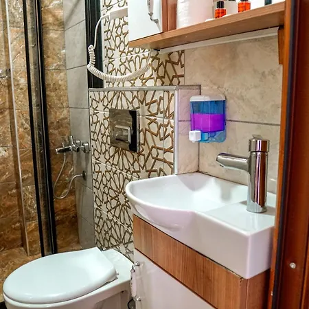 Laos Boutique Hotel&hostel * Istanbul